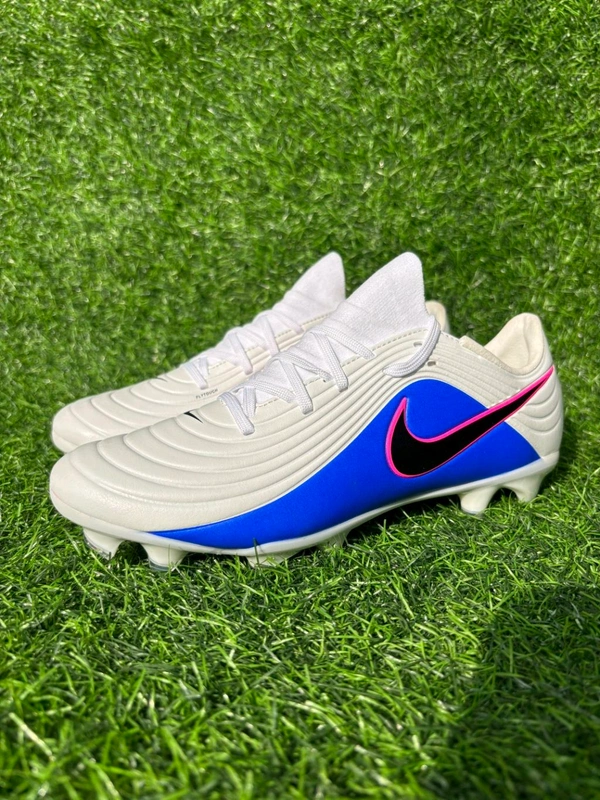 Tiempo Legend 10 White Colour Low-top FG With Lace - 5.5