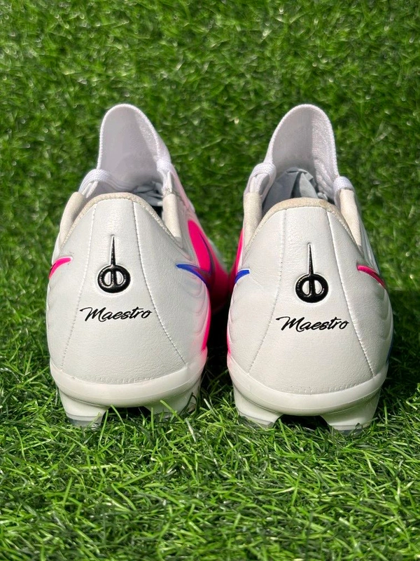 Tiempo Legend 10 White Colour Low-top FG With Lace - 5.5