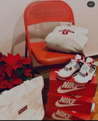 Nike air Jordan 4 "Fire Red" - Red