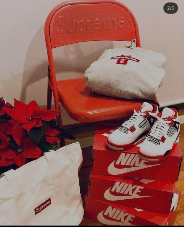 Nike air Jordan 4 "Fire Red" - Red