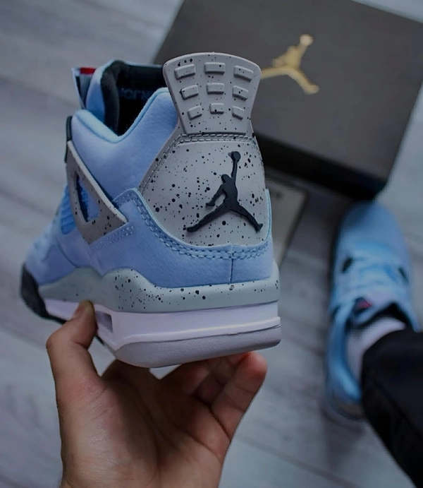 Nike Air Jordan Retro 4 University Blue - Seagull