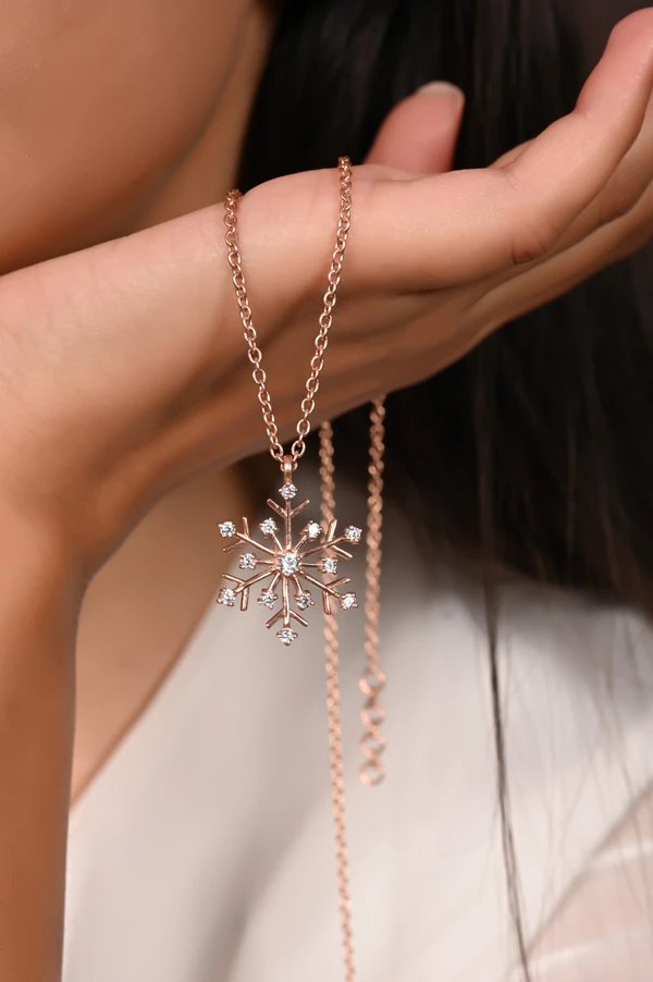 Mira Snow Flake Pendent  - Rose Gold, Pendent Length: 20 Inch, Pendent