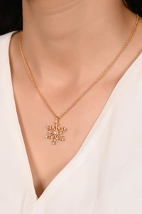 Mira Snow Flake Pendent  - Yellow Gold, Pendent Length: 20 Inch, Pendent