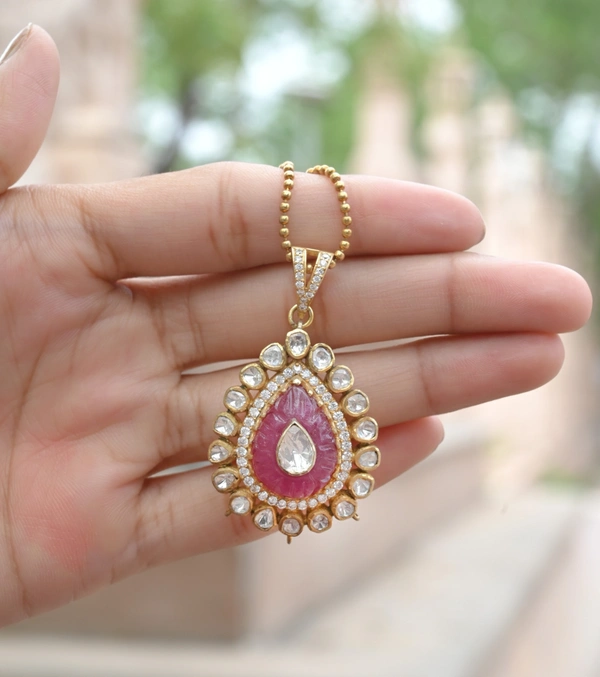 Classic Mozonite Polki Pendent