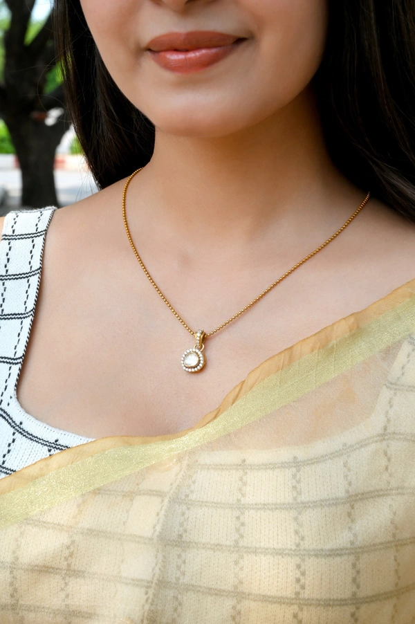 Sitara Mozonite Polki Pendent