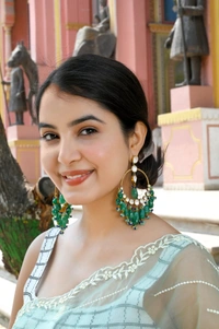Kashish Mozonite Polki Chandbali