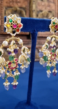 Mira Navratana Polki E/R - Yellow Gold