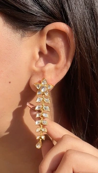 Saisha Mozonite Polki Danglier 