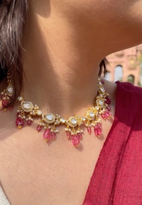 Pakhi Mozonite Round Necklace