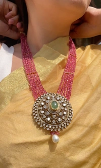 Viharika Mozonite Polki Long Haar