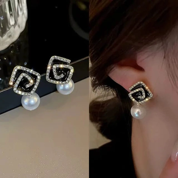 Black Geometric Earrings
