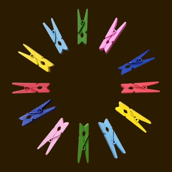 Wooden Clip Colour 3.5 CM (12 Pcs Pack) 