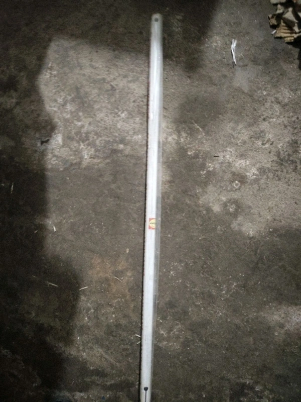 mahajan 2.5 feet down rod white 