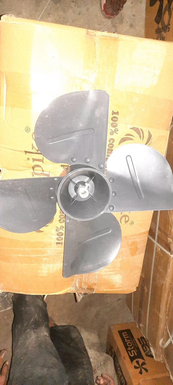 spike 18'' ex pvc blade moulding spike 