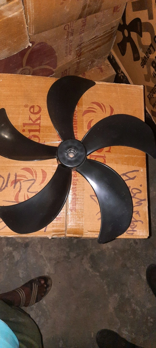 spike 16/5 hi flo blade pvc spike 