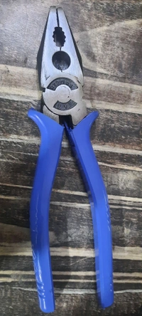 plier red fire 