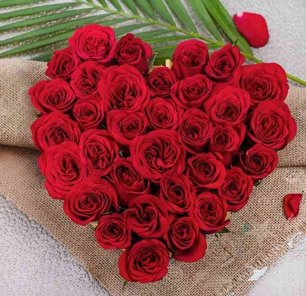 Heart Shape Bukket