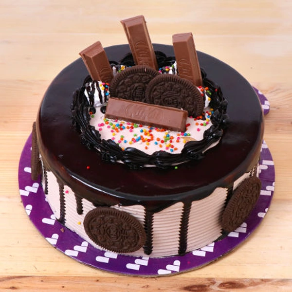 Indulgent Kit Kat Oreo Cake 500 Gm