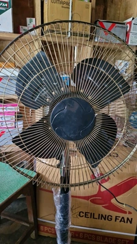 Toofan Ulta Chal Faratta Stand Fan - Black