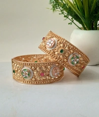 Rajwadi Elegant Bangles Set - 2.8, Golden