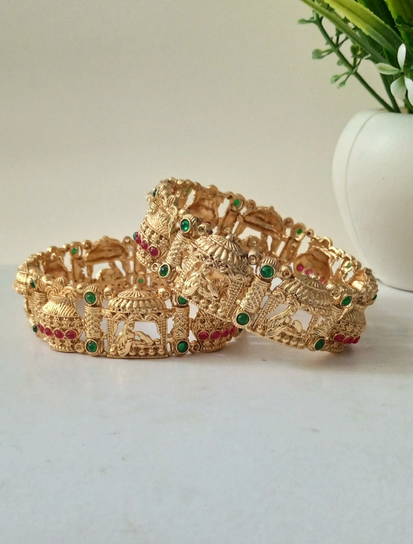 Rajwadi Wedding Design Bangles Set - 2.4, Gold
