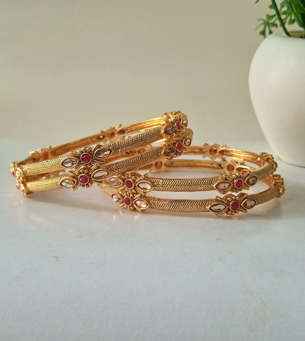 Stylish Rajwadi Bangles Set - 2.4, Golden
