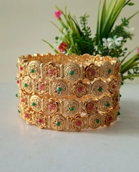 Traditional Rajwadi Bangles Set - 2.8, Golden