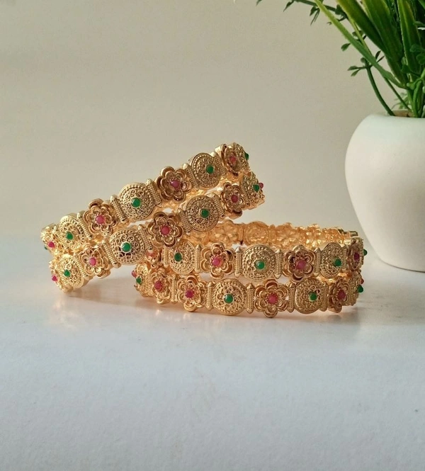 Traditional Rajwadi Bangles Set - Golden, 2.4