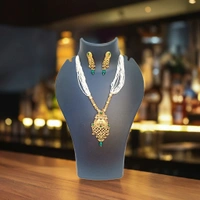 Trending Green Kunda & Pearl Necklace Set.