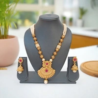 Royal Ethnic Red Kundan Necklace Set