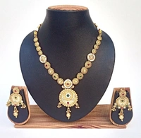 Traditional Multi Kundan & Meenakari Necklace Set.