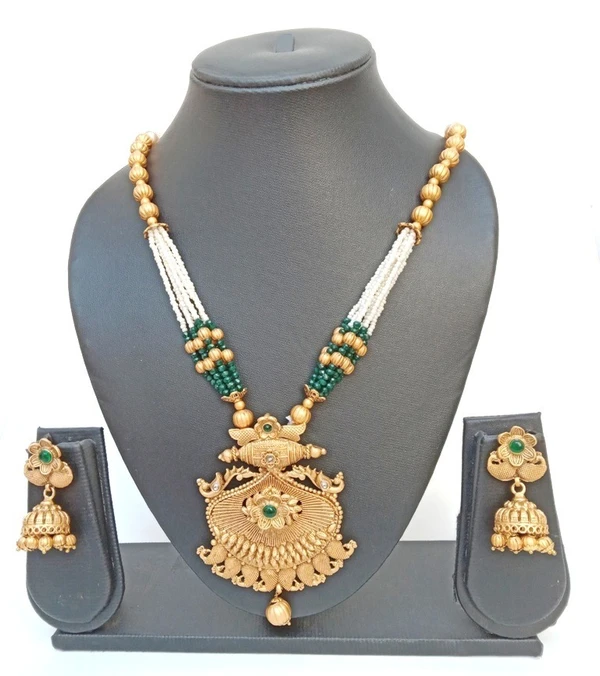 “Indian Rajwadi Pearl Necklace Set”