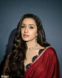 Shraddha Kapoor Saree