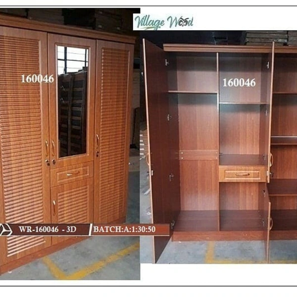 VAF46 WARDROBE 3 DOOR WITH MIRROR