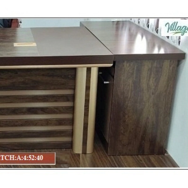 VAF 590 OFFICE TABLES