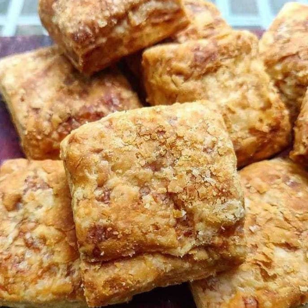 Ooty Square Varukey