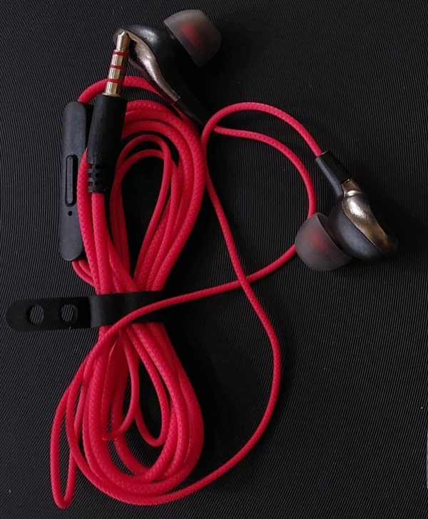 Wired Earphone 260