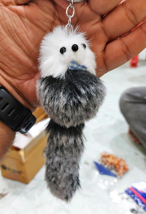 Squirrrel Keychain 