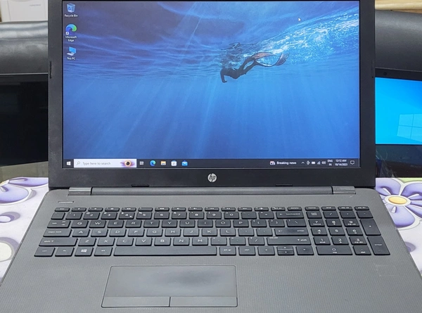 HP Pavillion 250 G5 (Celeron)