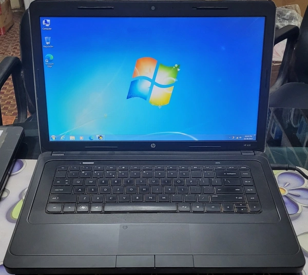 HP Pavillion 630 (i5 2nd)