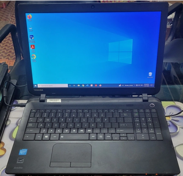 Toshiba Satellite C55-B (Celeron)