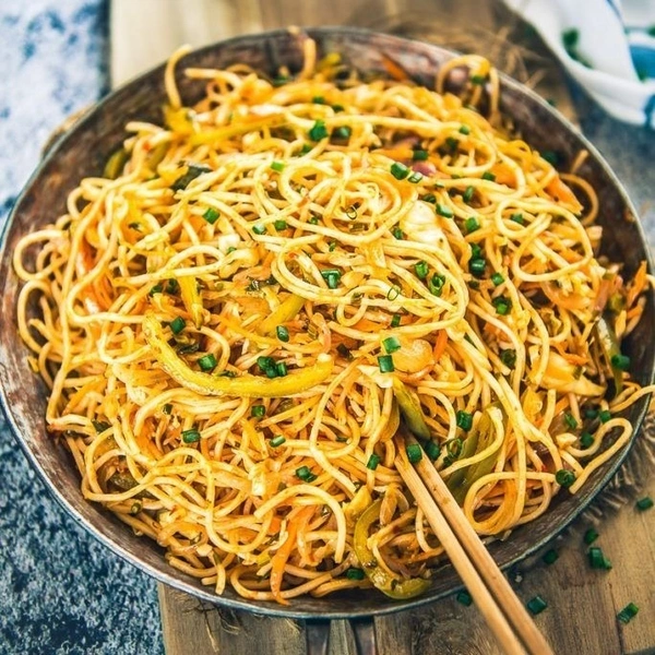 MH  Veg Noodles - Veg Schezwan Noodles