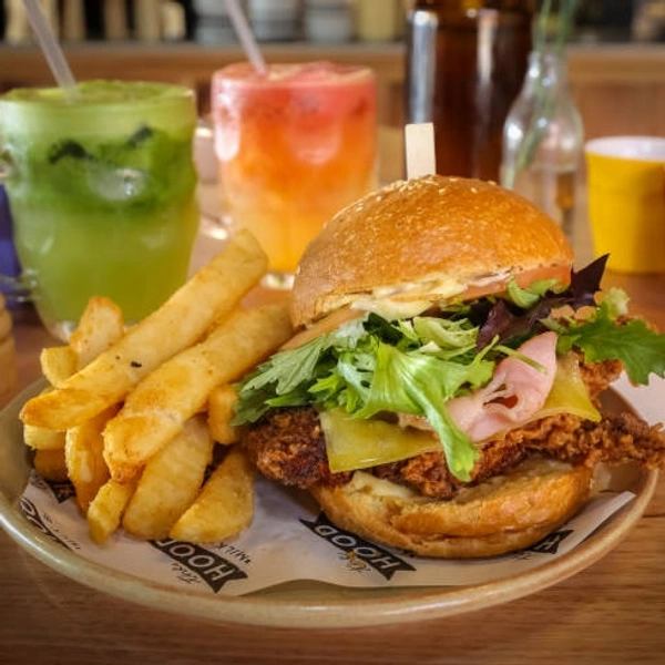 Veg Burger French Fries Mojito(CH)