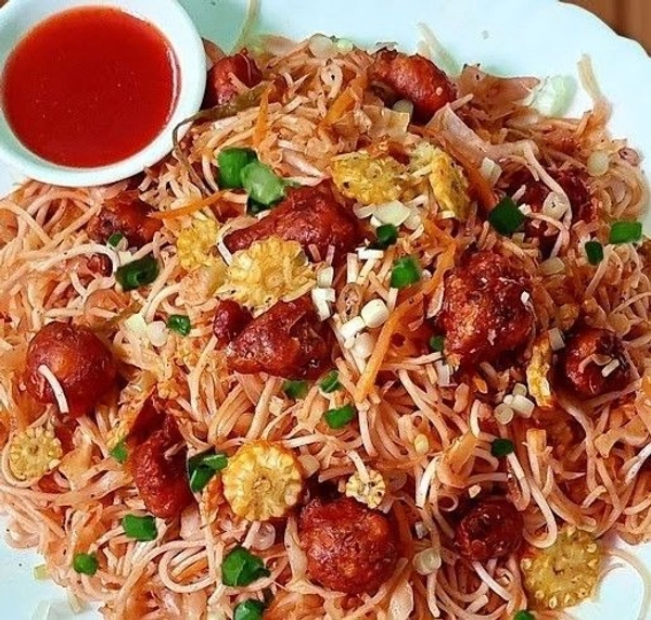 MH  Veg Noodles - Gobi Schezwan Noodles