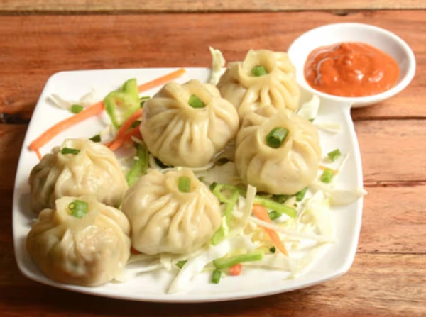 Sanatani Swaad Veg. Momos - 7 PIECES INCLUDING CHUTNEY