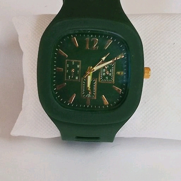 Attractive Men Watches Classy Men - Black