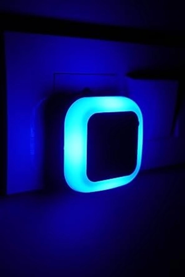 0.5W Led Plug in Smart Night Lamp with, Automatic Sensor -(, Pack of 1, Polycarbonate) - 5D x 5W x 5H Centimeters, White