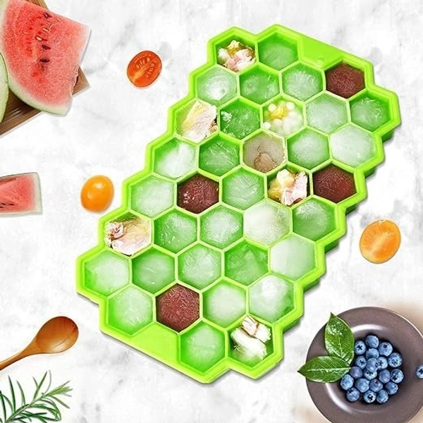 Flexible Silicone Honeycomb 37 Cavity Ice Cube Tray for Freezer Moulds Small Cubes Whiskey Fridge Bar Soft Ice Cube Tray -Pack of 1