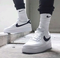 Nike Sneakers  - 42-8