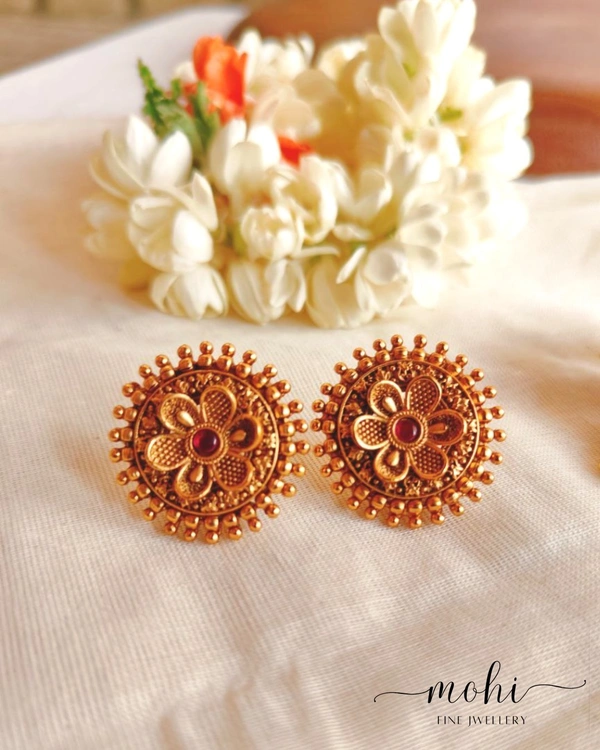 ANTIQUE EARING ( MJ084)